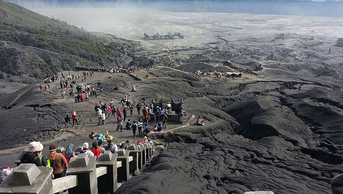 MOUNT BROMO STAIR